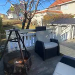 Koselig Hus Ved Elveparken, Egen Campingvogn Pa Homannsberget