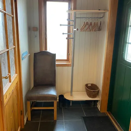 Koselig Hus Ved Elveparken, Egen Campingvogn Pa Homannsberget Vakantiehuis *