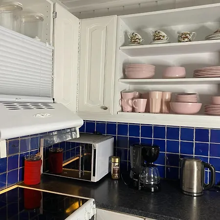 Vakantiehuis Koselig Hus Ved Elveparken, Egen Campingvogn Pa Homannsberget Drammen