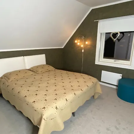 Koselig Hus Ved Elveparken, Egen Campingvogn Pa Homannsberget Vakantiehuis
