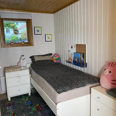 Koselig Hus Ved Elveparken, Egen Campingvogn Pa Homannsberget * Drammen